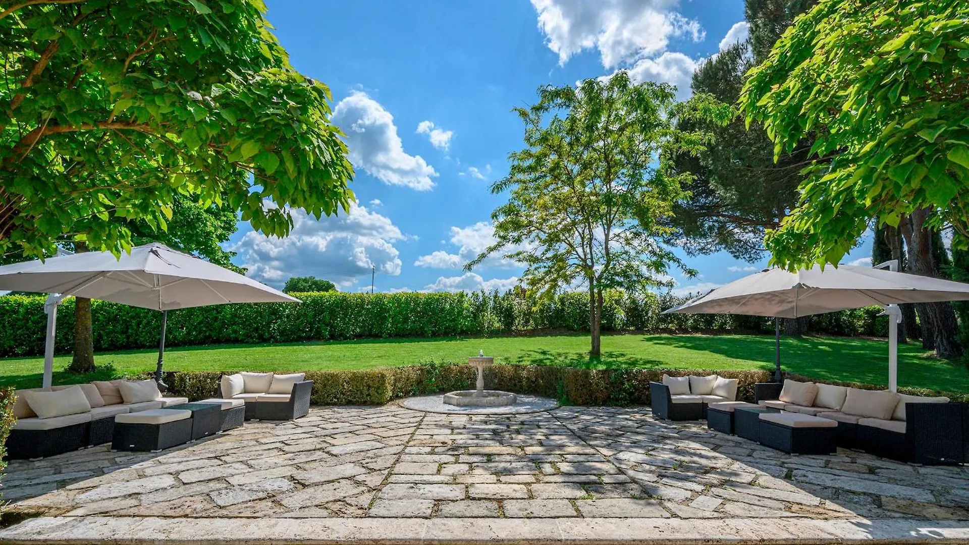 Villa La Monarca 16, Emma Villas Torrita di Siena Italy