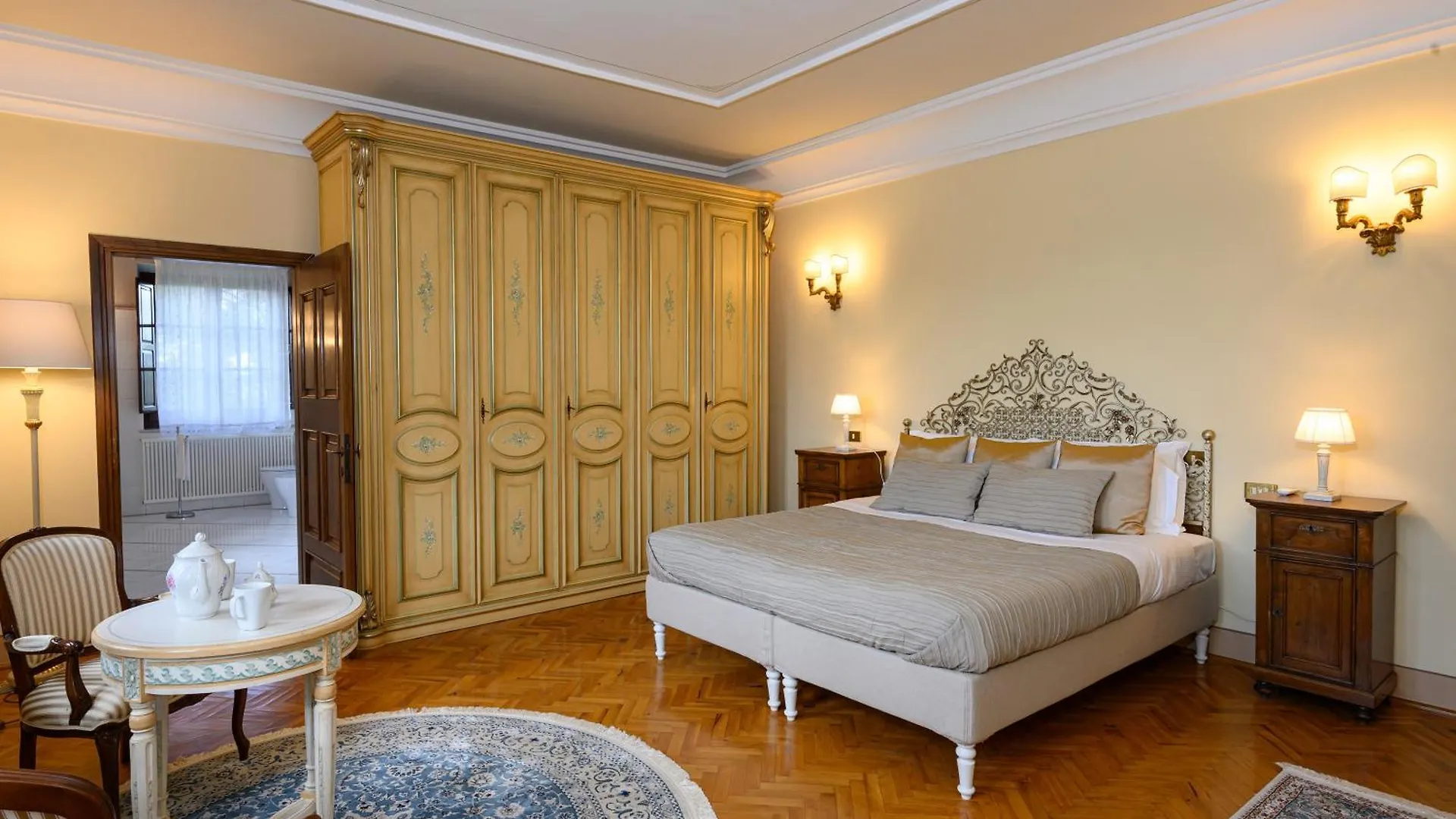 Villa La Monarca 16, Emma Villas Torrita di Siena Italy